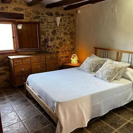 Rural Stone House With Wood Fireplace * Pinell de Bray